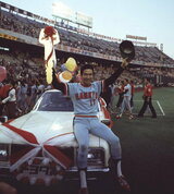 1977年、巨人との日本シリーズで2勝を挙げてMVPを獲得した山田氏。3年連続日本一に貢献した