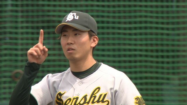 ヤクルトに1位指名された専修大・西舘昂汰投手