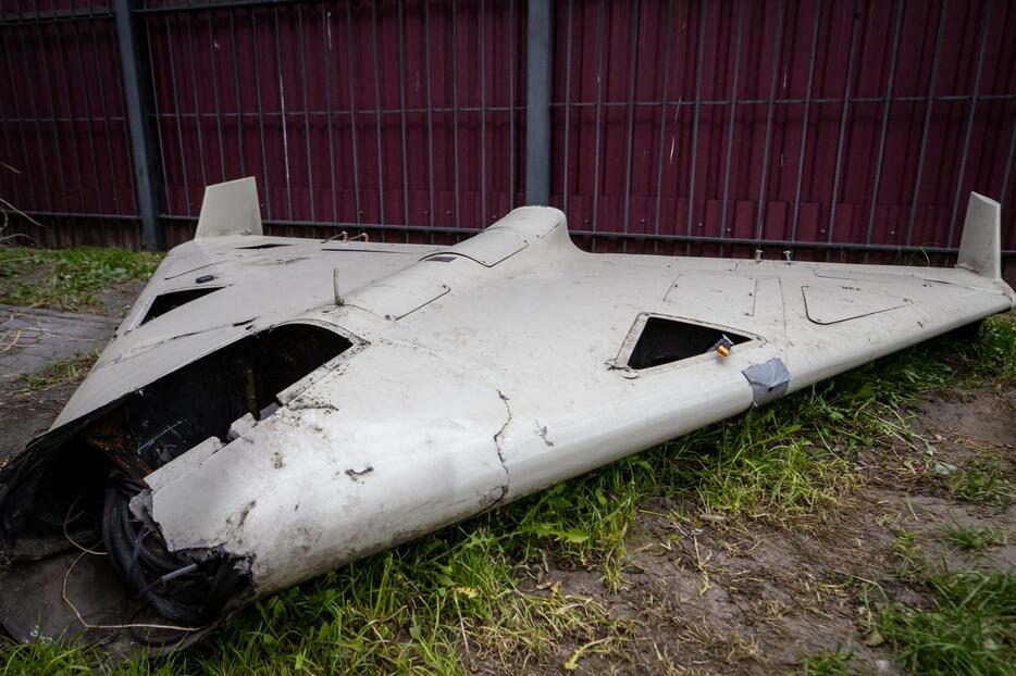 ロシア軍がウクライナの首都キーウの攻撃に使用したイラン製無人機「シャヘド」の残骸＝5月、キーウ（ゲッティ＝共同）
