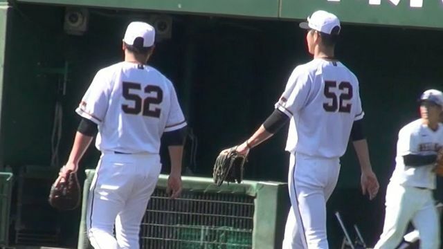 背番号「52」が2人並びました