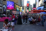 ニューヨークでは人々はマスクなしで生活している（写真は5月中旬。Getty Images）
