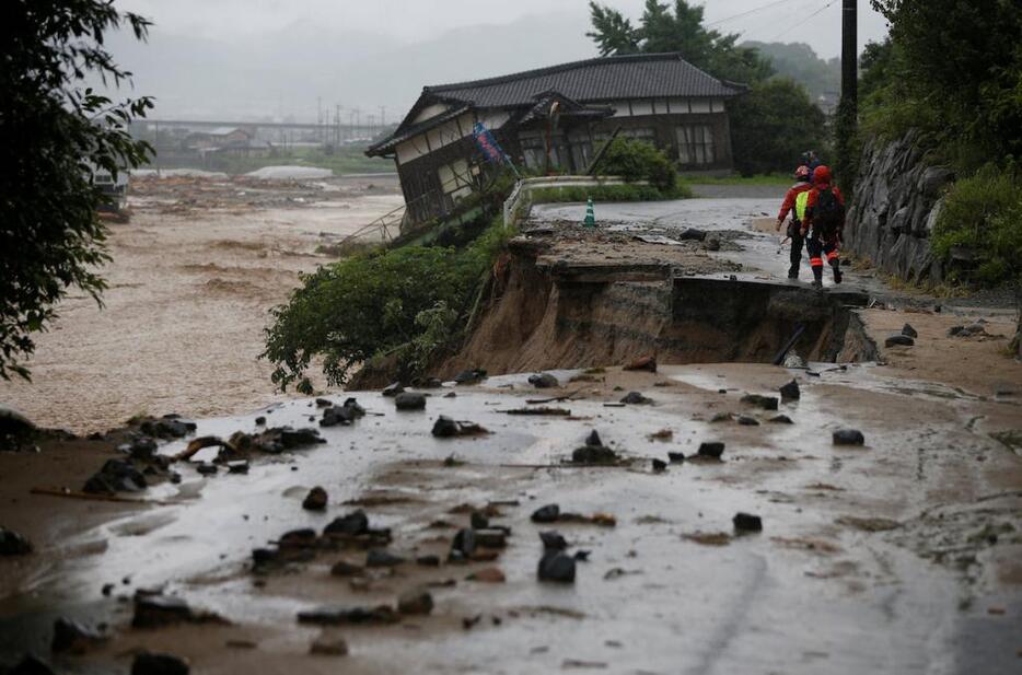 福岡県朝倉市などで42人の死者・行方不明者を出した2017年7月の「九州北部豪雨」（写真：ロイター/アフロ）