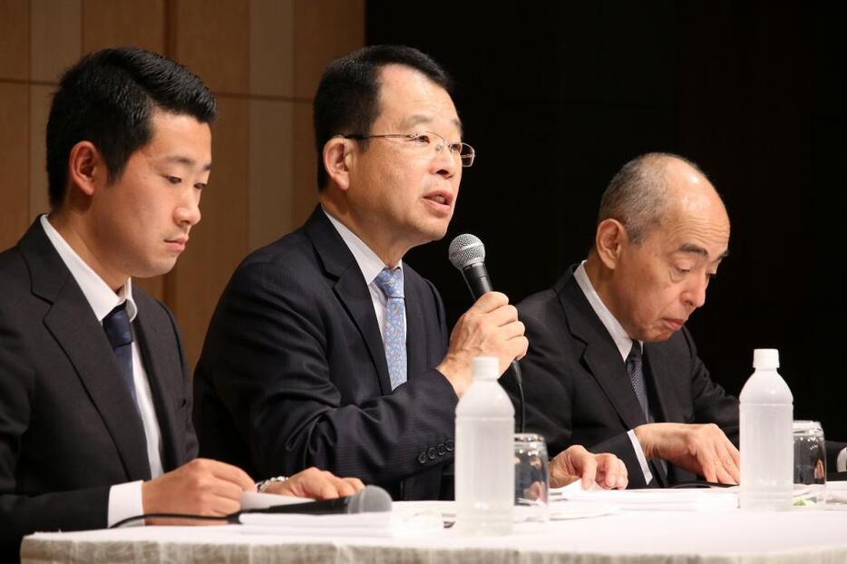 日大第三者委員会は中間報告で反則指示を事実認定したが、監督公募を知らないなど、今後のチーム再建には不安を残した