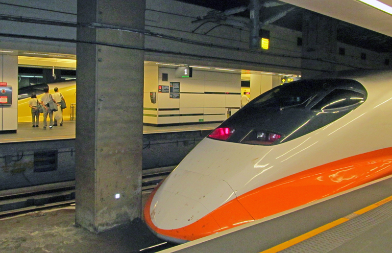 日本の新幹線技術を採り入れた台湾新幹線