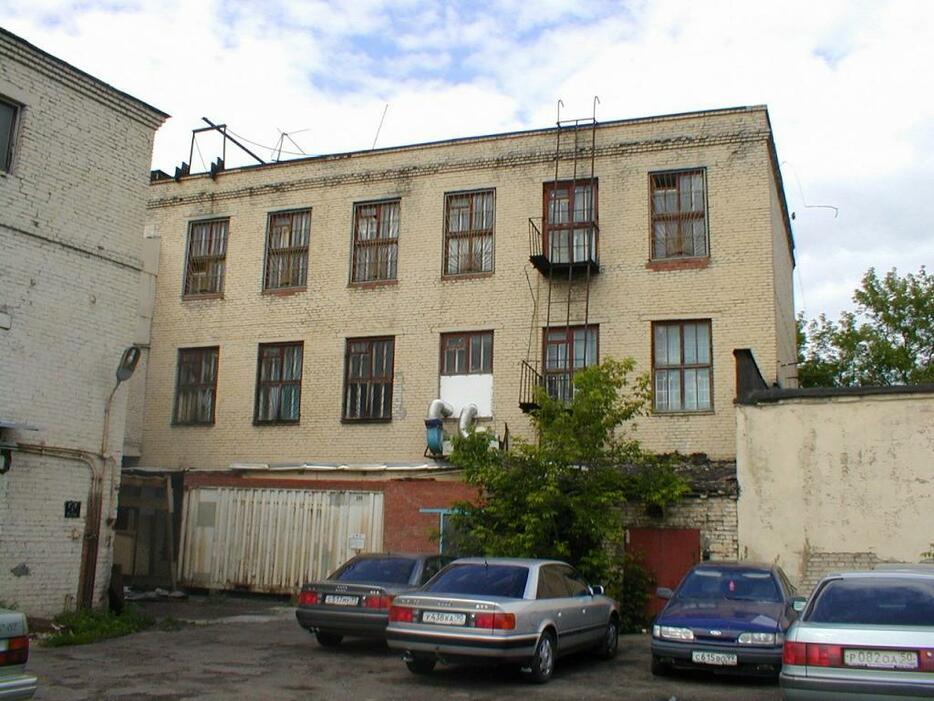 [写真]オウムのロシア支部の道場。2000年代初頭に実際に使用されていた