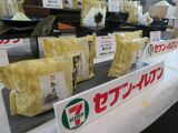 セブンイレブンはおにぎりで初の監修商品を皮切りにご飯メニューを強化