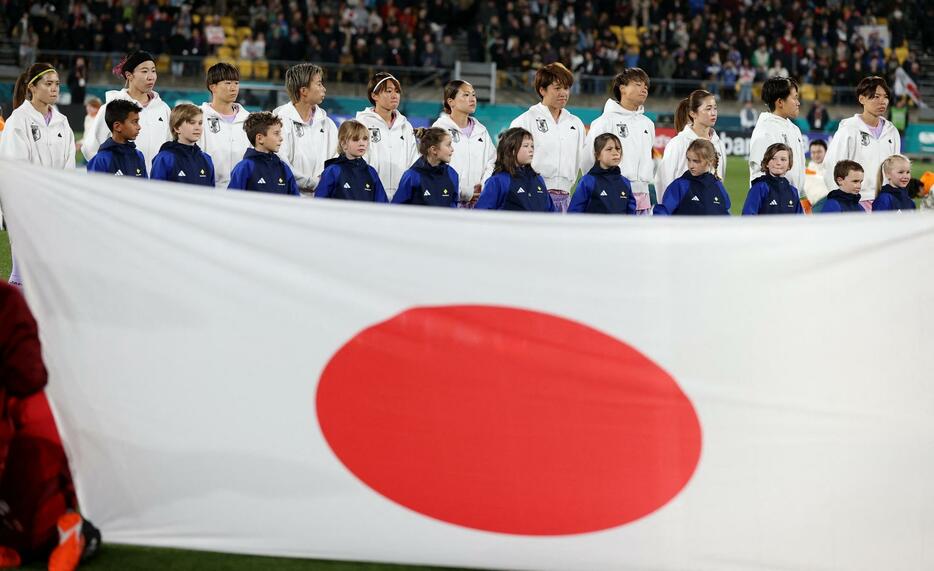 決勝トーナメント・ノルウェー戦での女子日本代表（写真：ロイター/アフロ）