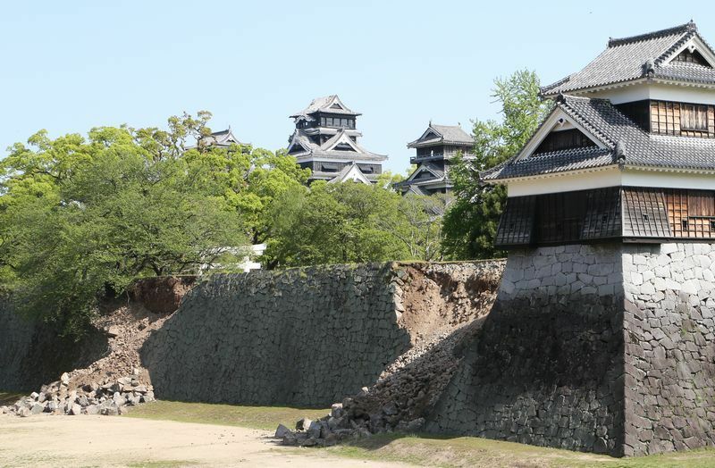 度重なる地震で大きな被害を受けた熊本城（写真：児玉千秋/アフロ）