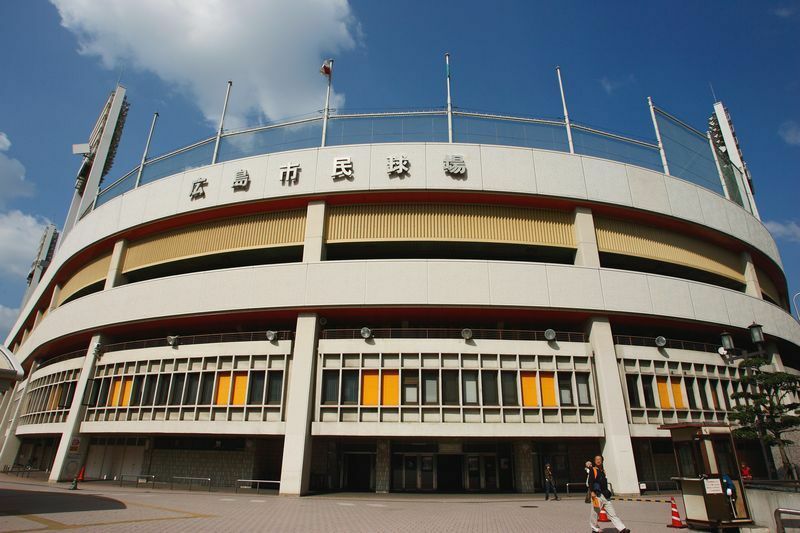 解体前の広島市民球場。跡地にスタジアムが建つのか。（写真：アフロ）