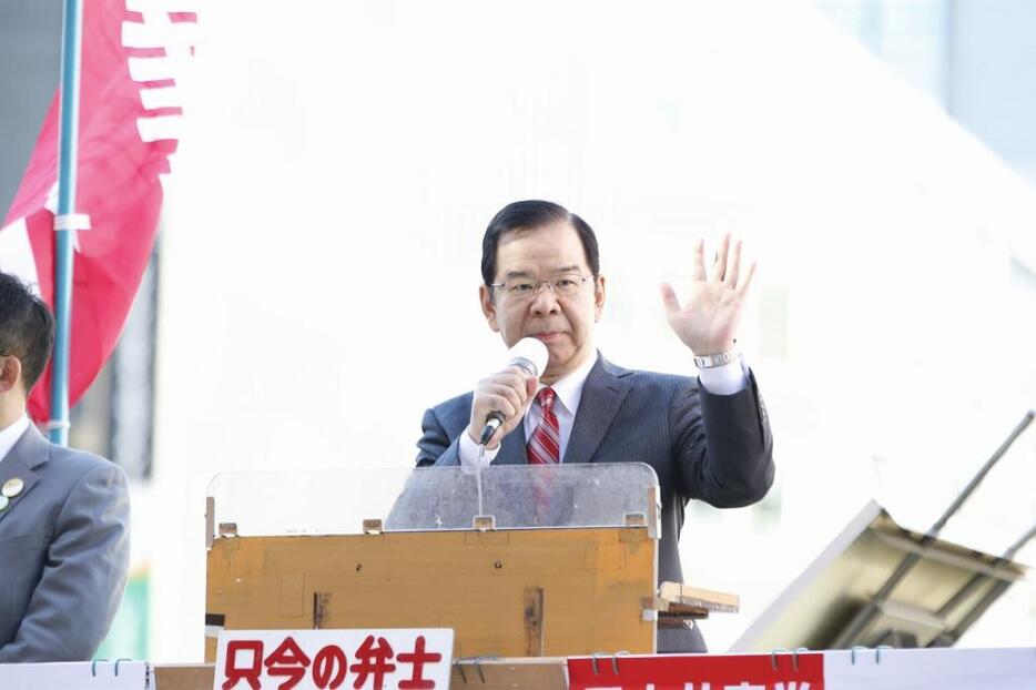 ［画像］第一声を行う日本共産党・志位和夫委員長（堀江正俊氏撮影）