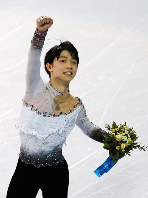 羽生結弦がソチ五輪で金メダル（ロイター/アフロ）