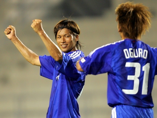 W杯 アジア最終予選 北朝鮮戦でゴール＝2005年（ロイター/アフロ）