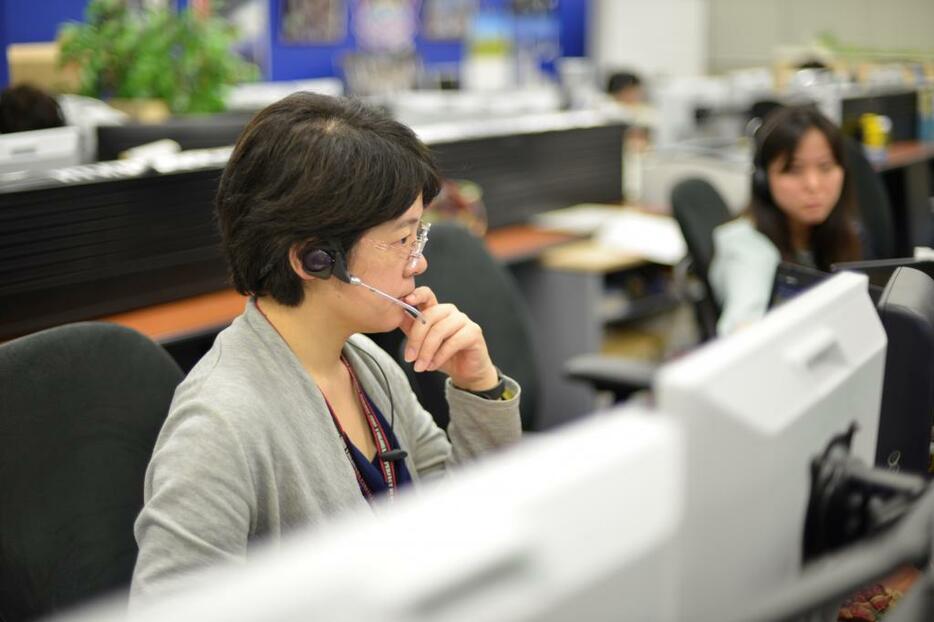 [写真]こうのとり管制官らをまとめるリードフライトディレクタの前田真紀さん（画像提供：JAXA）