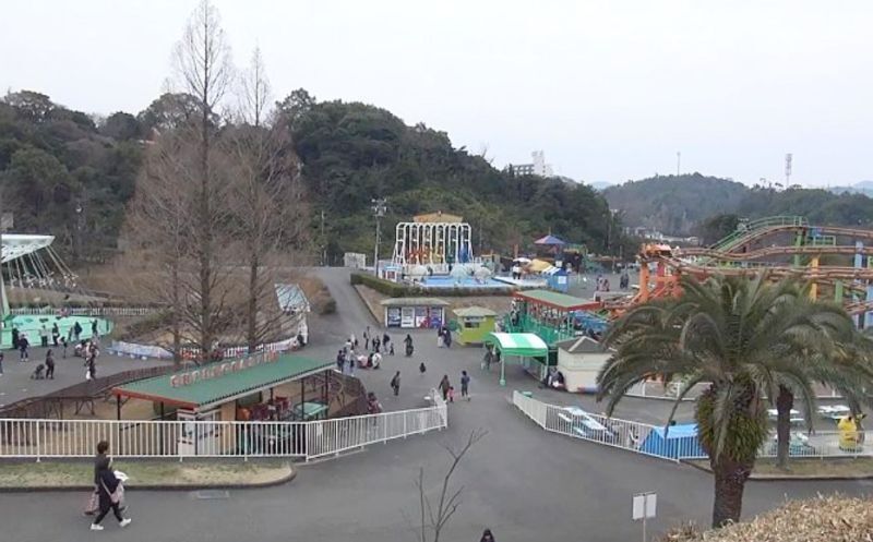 ［写真］休日の「みさき公園」は動物園も遊園地もあり、現在も多くの人でにぎわいをみせている