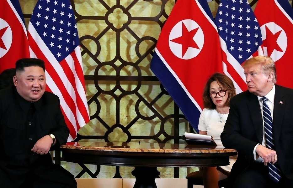 [写真]トランプ大統領との会談について「直感的にうまくいく」と語っていた金正恩委員長（左）だったが……（ロイター/アフロ）