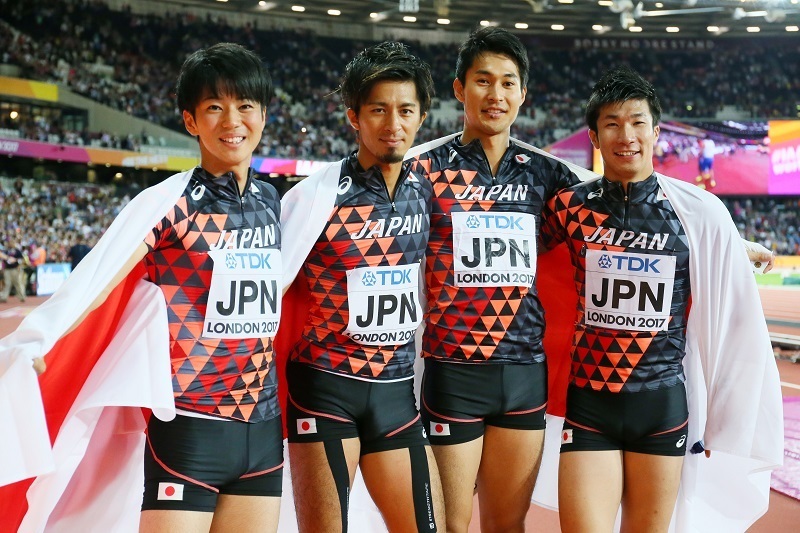 日本短距離陣の世界陸上初の銅メダル獲得の裏には、数多くのドラマが。左kら多田、藤光、飯塚、桐生（写真：YUTAKA/アフロスポーツ）