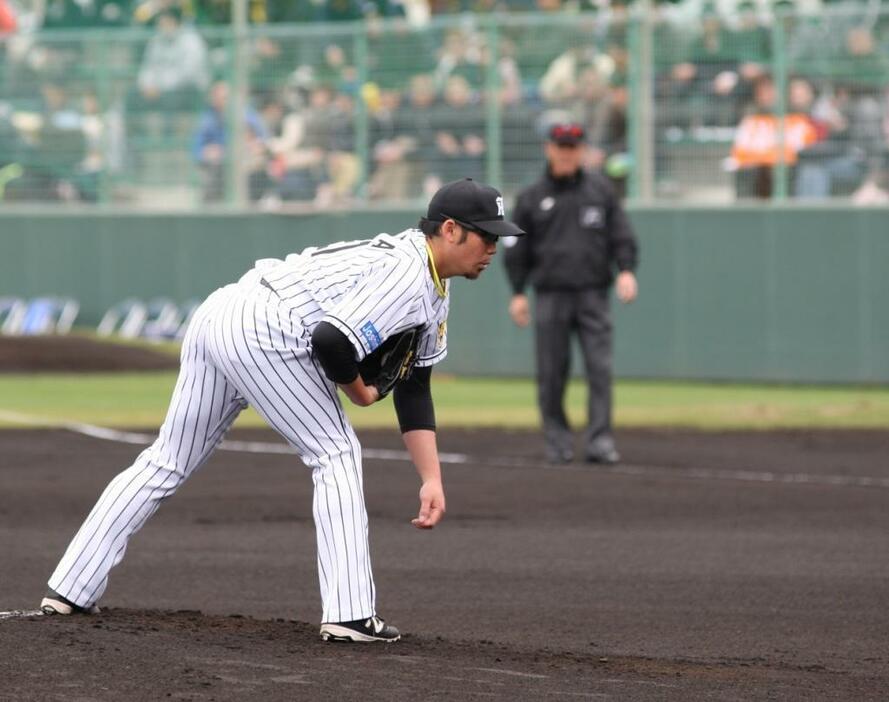 今オフの戦力外リストに入っていた岩田が故障者続出の阪神を救うか（写真・黒田史夫）