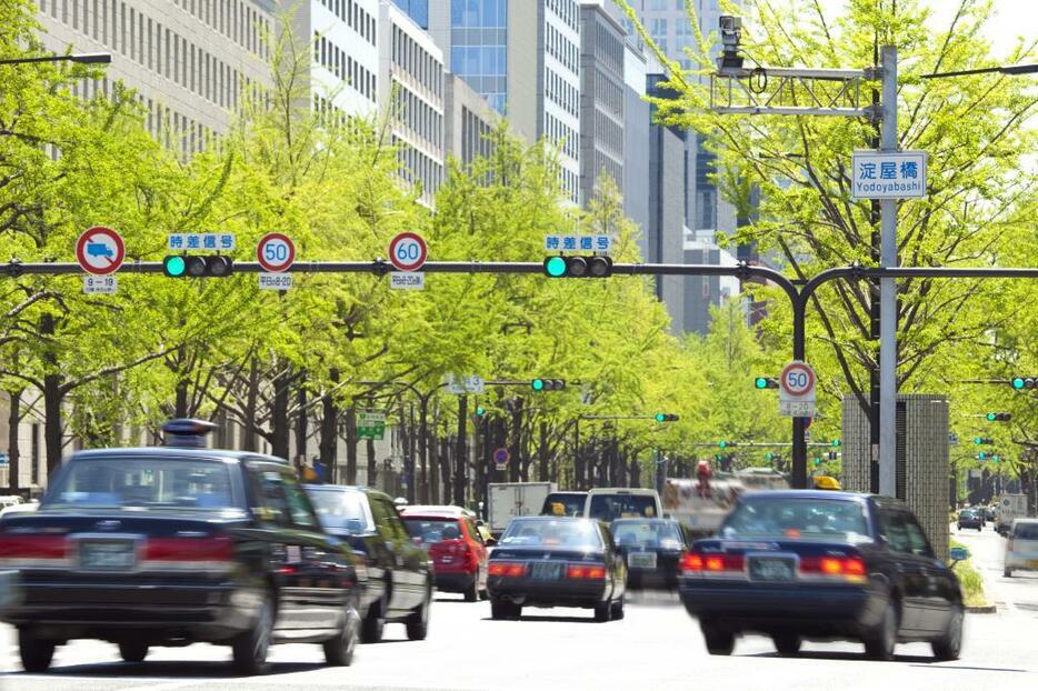 タクシーの運転手に景況感も調査する「景気ウォッチャー調査」（写真はイメージ、提供：ペイレスイメージズ/アフロ）