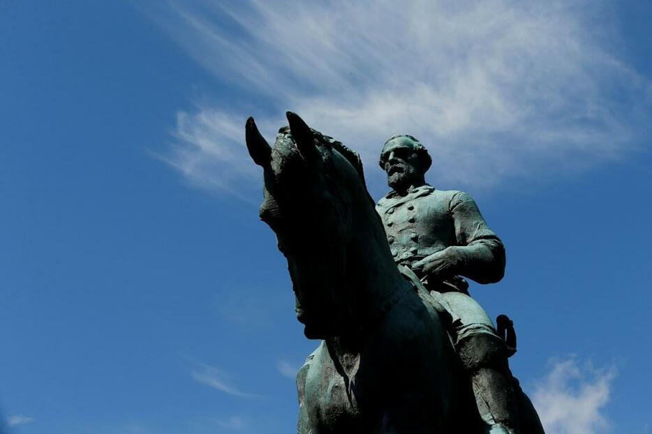 [写真]シャーロッツビルにあるリー将軍銅像（ロイター/アフロ）