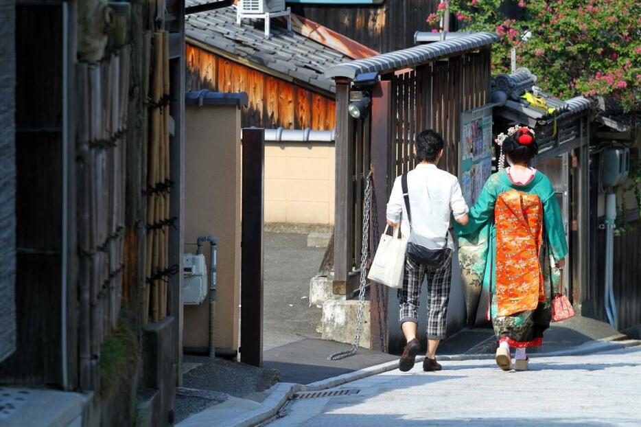 良識のあるマナーをわきまえた人でないお茶屋遊びは楽しめない（写真はイメージ、提供：アフロ）