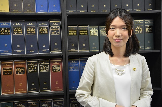 [写真]「報道の自由」とタレントの「肖像権」について話す松田有加弁護士