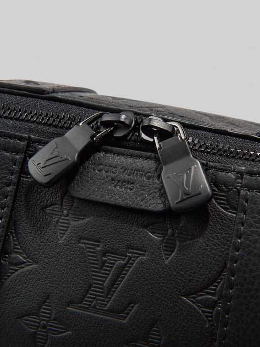 LOUIS VUITTON 黒レザー ハンドバッグ Louis Vuitton 上品な ハンドバッグ【ロック＆ゴー】レザー 人気