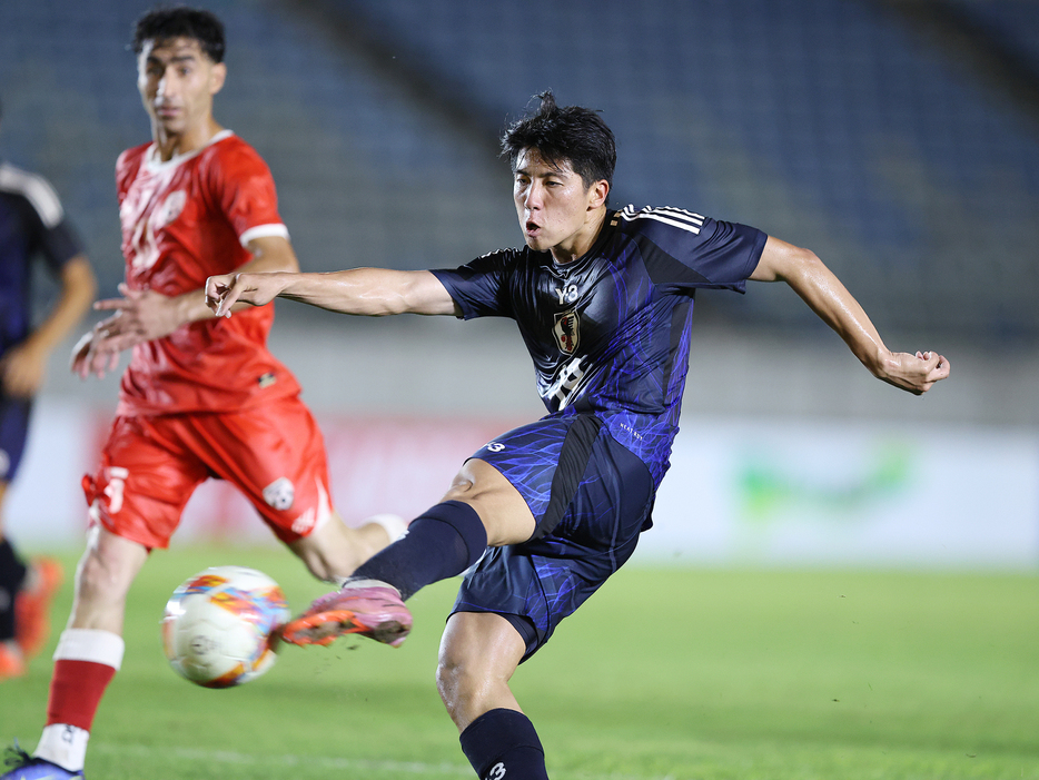 鳥栖の高校3年生FW新川志音がプロ契約!! いきなりA契約に「歴史