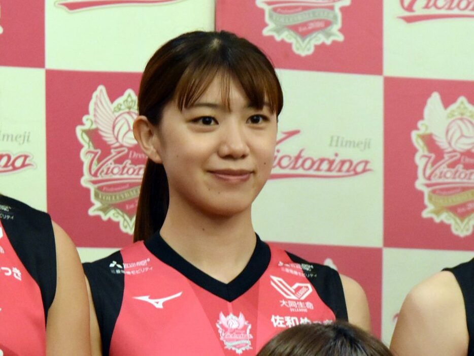 ヴィクトリーナ姫路　野中瑠衣選手 日本代表　直筆サイン入り ヴィクトリーナ姫路 野中瑠衣選手 日本代表 直筆サイン入り