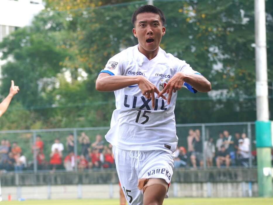 MOM5236]鹿島ユースFW高木輝人(3年)_遅れてきた献身と努力の