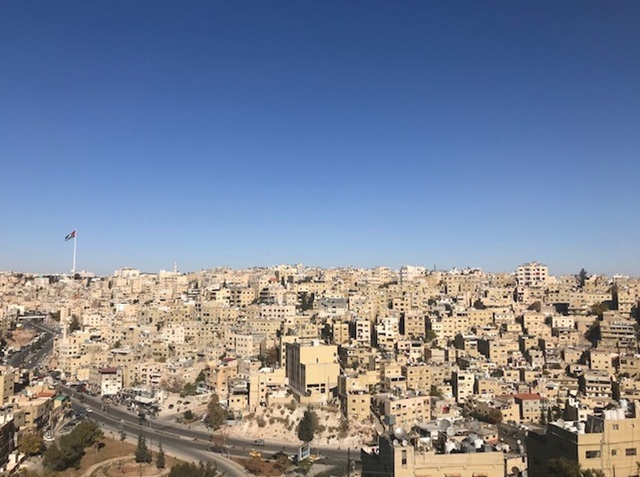 ヨルダンの首都・アンマンの全景。2019年12月20日。（撮影：村松まどか）