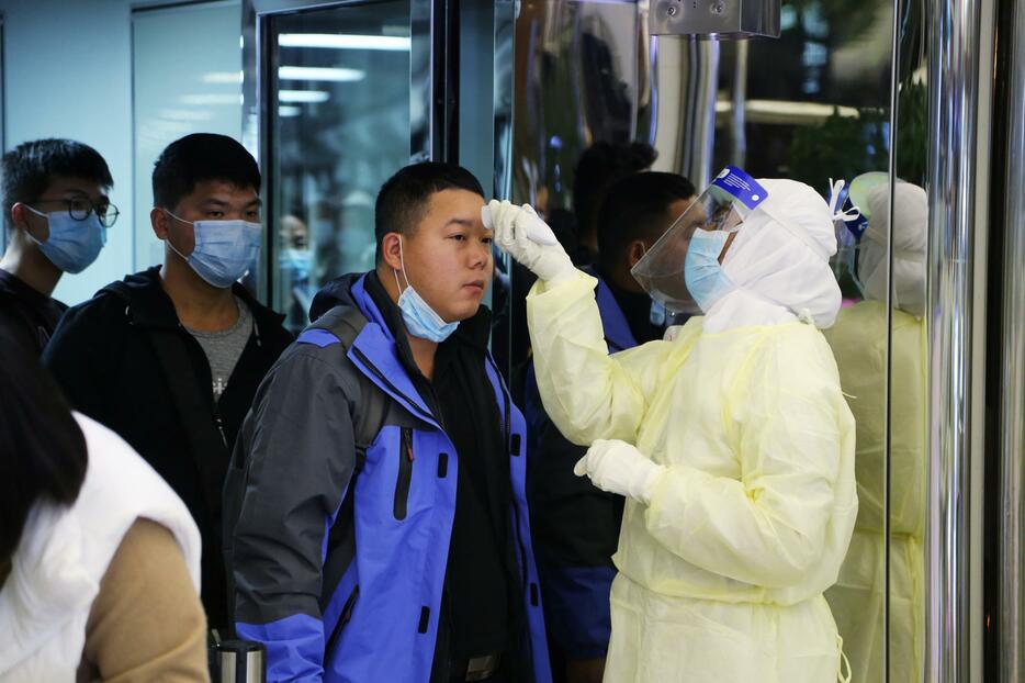 サウジアラビア・リヤドのキング・ハーリド国際空港。新型コロナウイルスによる肺炎の拡大が世界各国で警戒されている（写真：ロイター／アフロ）