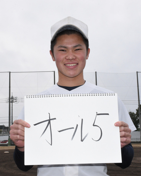 石川陸選手（２年）＝倉敷市新田の倉敷商野球部グラウンドで、松室花実撮影