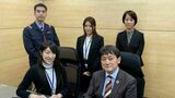 日本瓦斯のIRチーム。右下が清田氏。清田氏は旧東海銀行（現・三菱UFJ銀行）、オリックスグループ、小松製作所を経て2012年日本瓦斯入社。IR部門を立ち上げ、2022年5月から現職（写真：日本瓦斯）