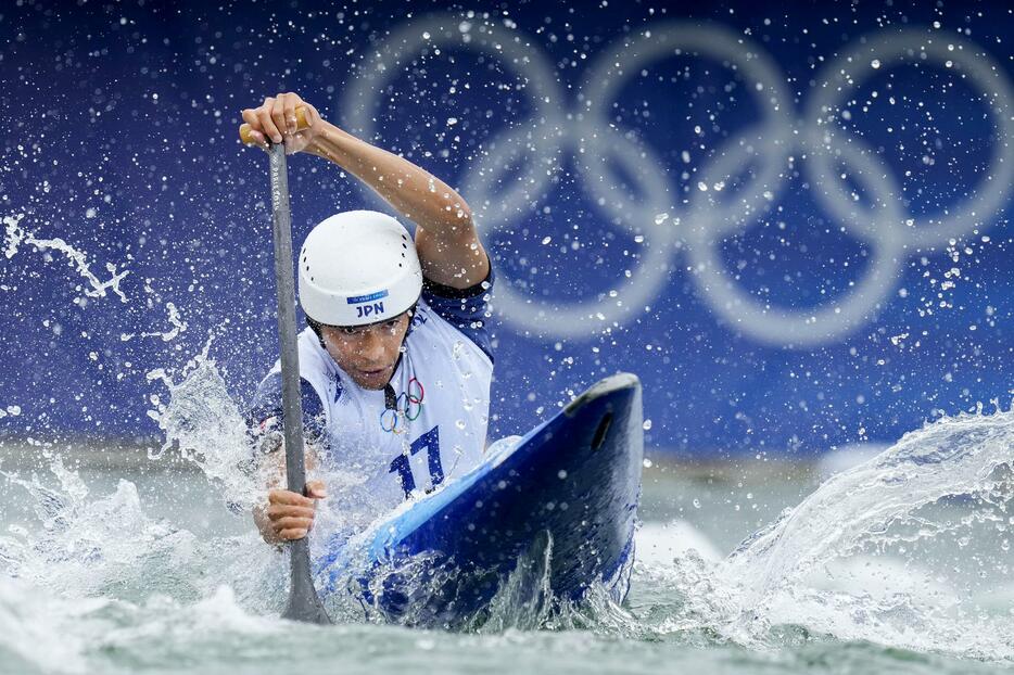 男子カナディアンシングル予選　出場した羽根田卓也＝パリ郊外（AP＝共同）