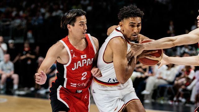 ドイツとの強化試合を行った富樫勇樹選手(写真：アフロ)