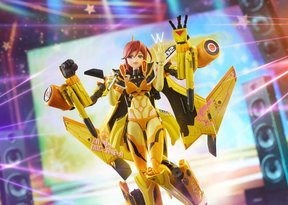 「ヴァリアブルファイターガールズ」シリーズの新作「V.F.G. No.MC-16 マクロスΔ VF-31J ジークフリード カナメ・バッカニア」（c）2015 BIGWEST