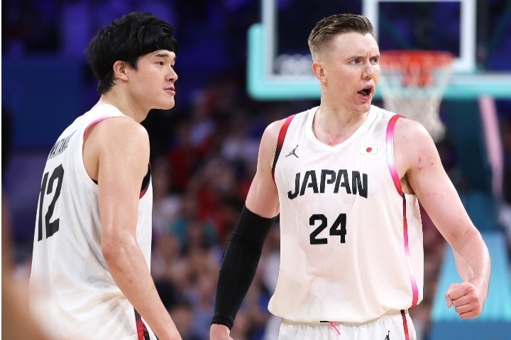 日本は東京五輪銀メダルの強豪フランスをあと一歩のところまで追い詰めた。(C)Getty Images