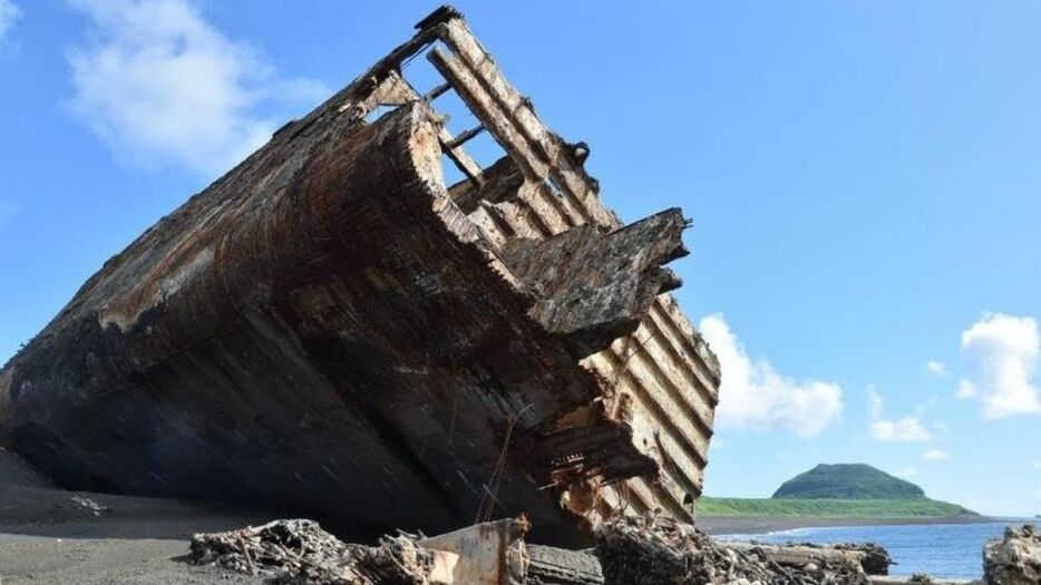 （写真：『硫黄島上陸友軍ハ地下ニ在リ』より）