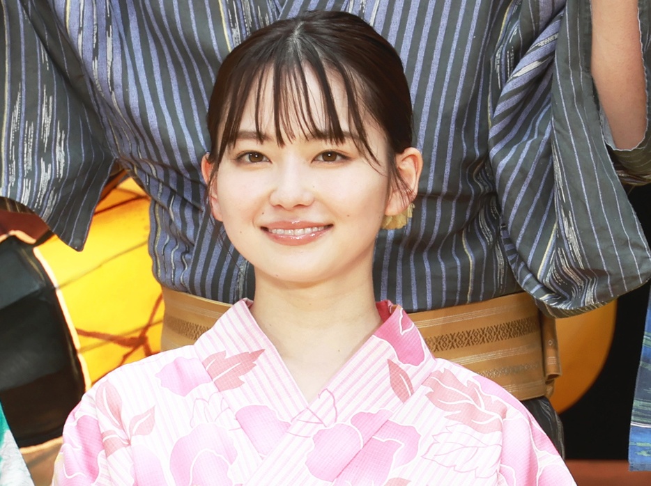 山田杏奈