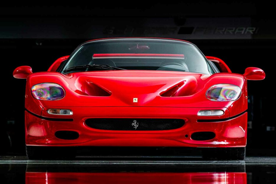 424万ドル（邦貨換算約6億8200万円）で落札されたフェラーリ「F50」（C）Courtesy of RM Sotheby's