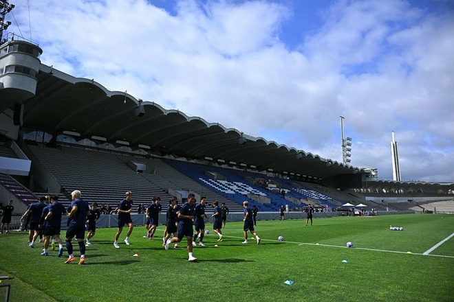 ボルドーでトレーニングを行なったU-23日本代表。写真：金子拓弥 (サッカーダイジェスト写真部／JMPA代表撮影)