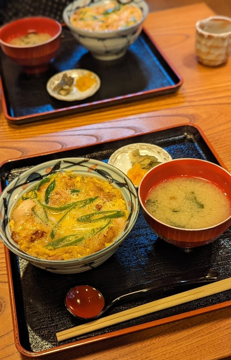 この親子丼のファンは多いです！