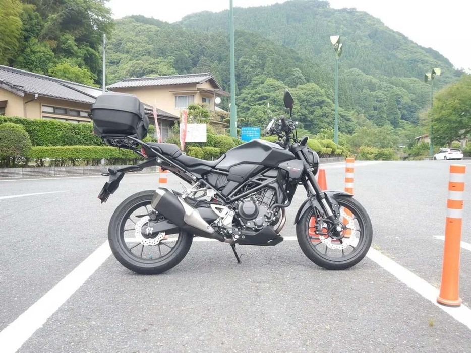 酒乱童子さんのCB250R（2023年式）