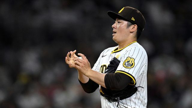 13試合ぶりに失点したパドレスの松井裕樹投手(写真：USA TODAY Sports/ロイター/アフロ)