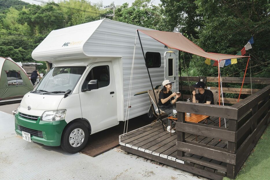 今回はキャブコンをレンタルして、神奈川県の葉山町にあるRVパークで車中泊を体験してきた。