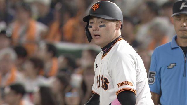 2打席連続安打を放った巨人の丸佳浩選手(画像：日テレジータス)