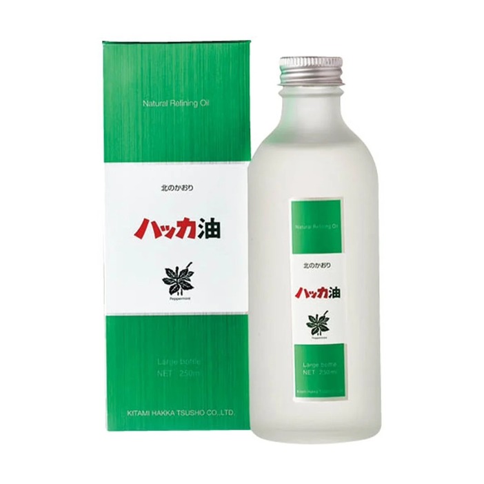 「ハッカ油 徳用ボトル」（250㎖）￥12,960／北見ハッカ通商