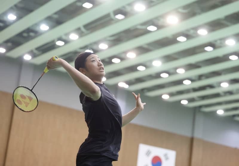 韓国・鎮川の国家代表選手村で練習するバドミントンの安洗塋＝６月２６日（聯合＝共同）