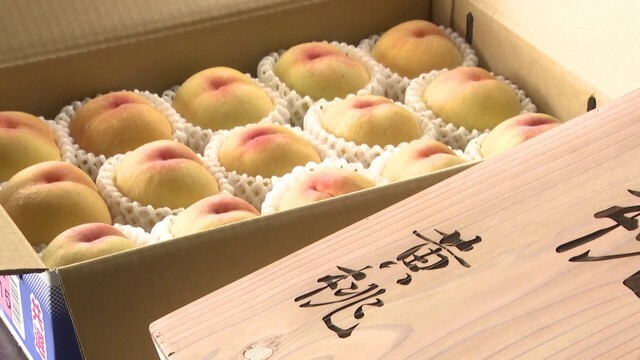 1玉あたり約3000円の高級桃