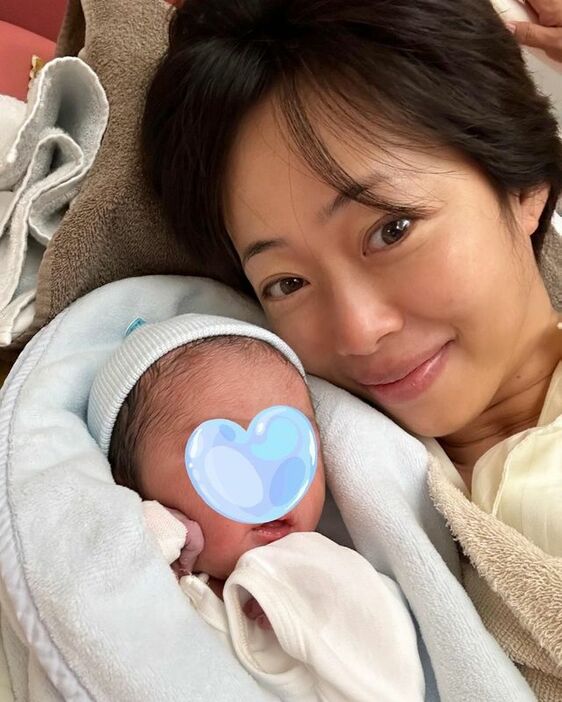 出産を報告した井上和香さん　（井上和香さんInstagramより）